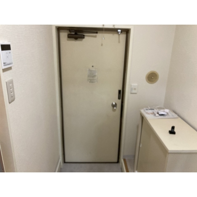 ヒルズ狭山の玄関