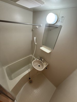 レオパレスＺＡＭＡの浴室
