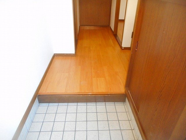 クインズコートの玄関