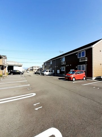 ロックガーデン　Ａの駐車場