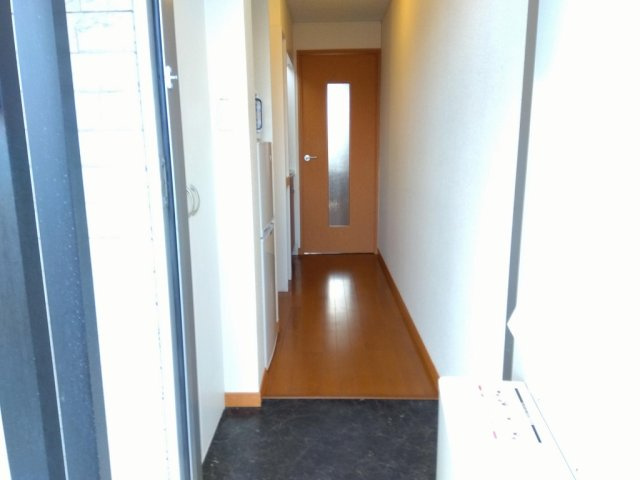 レオパレスアンクル　サムの玄関