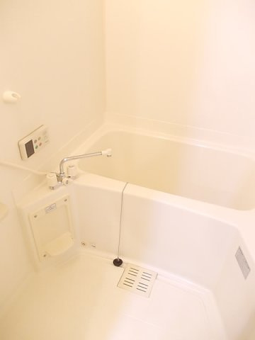 シャルマン篠木の浴室