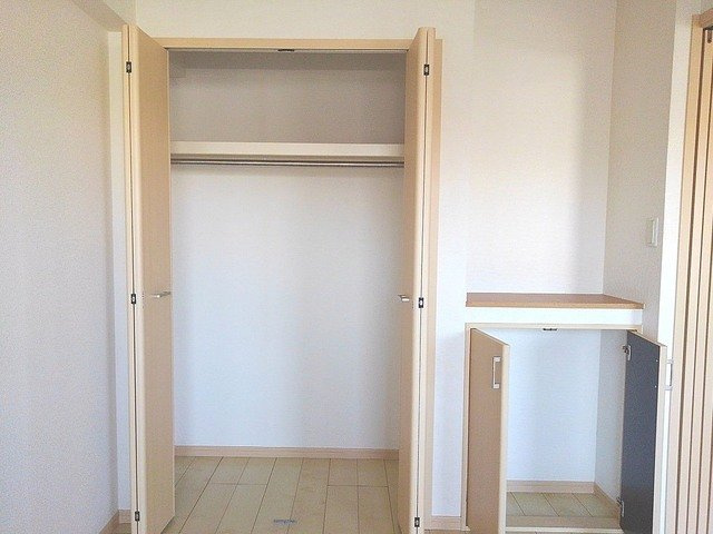 プリーザントの収納