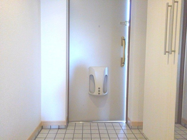 プリーザントの玄関