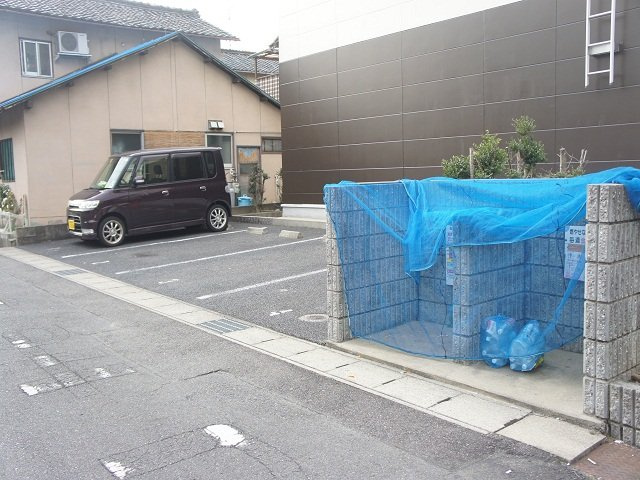 レオパレス２５８のその他