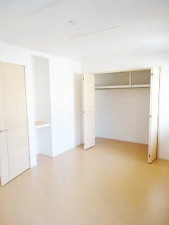 グロリアス　ホームⅡの収納