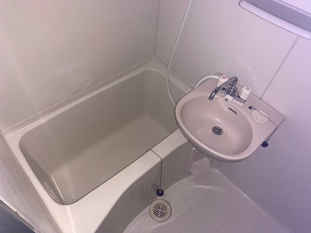 レオパレスエスポワールの浴室