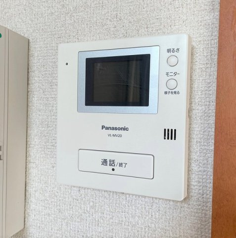 レオパレスイーストハイツのその他|モニター付きインターホン