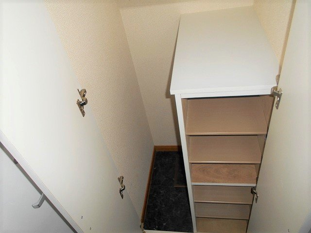 レオパレスアモロッソのその他|下足入れ