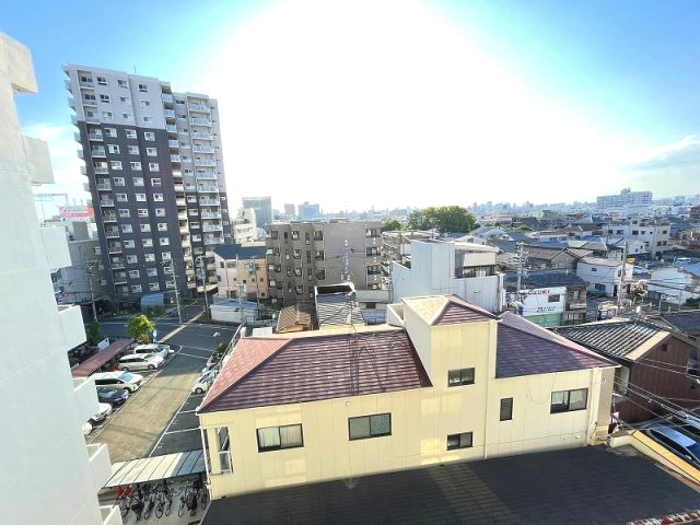 ファーストアベニールの展望