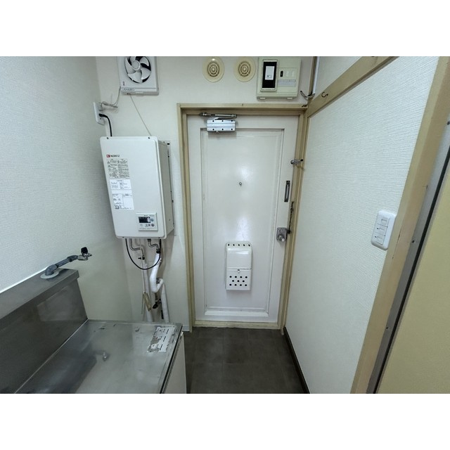 ハイツ谷野の玄関
