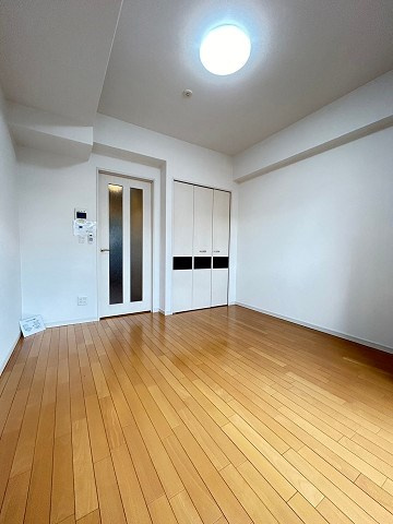 リエス尼崎東の寝室