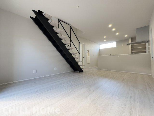 ＣＡＳＡ上大類の居間・リビング|他社様掲載物件もまとめてご紹介、ご案内可能です(^^)/