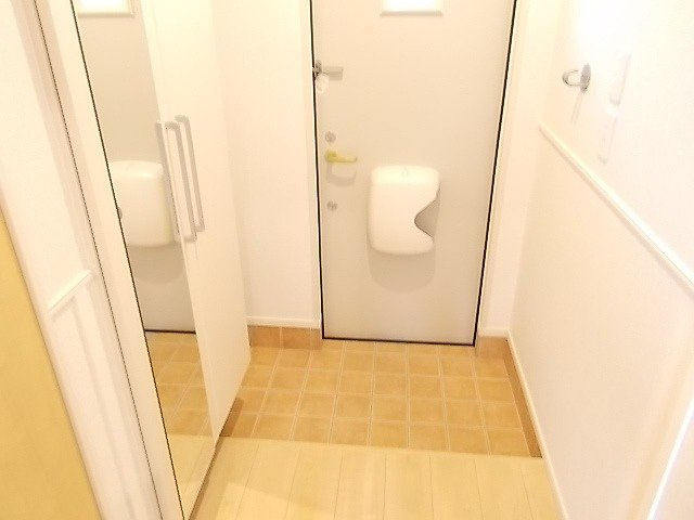 フェリーチェの玄関