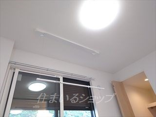 Contentoの設備|室内物干し・シャッター雨戸・ダウンライト・照明あり