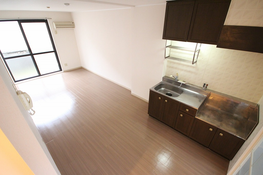 セジュールの里橋本の居間・リビング|※お部屋により仕様が異なる場合があります※