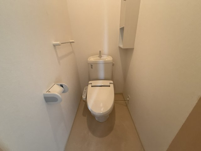 玲巧ハイツ八丁のトイレ
