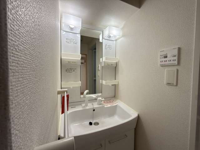 玲巧ハイツ八丁の洗面所