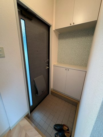 センターフィールド宝塚1の玄関