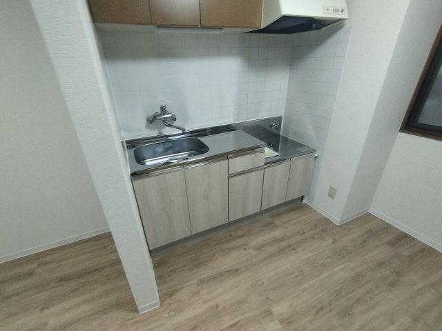 プライム南台