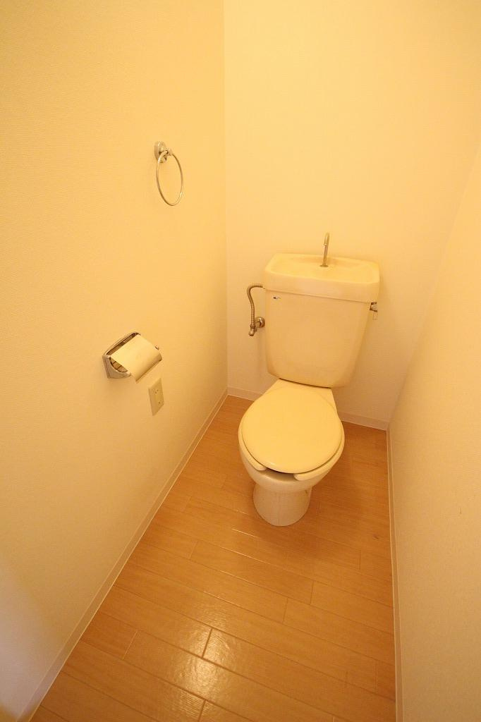 ルモンクレール枝吉のトイレ|※お部屋により仕様が異なる場合があります。