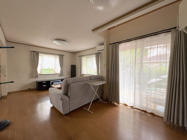 【居間・リビング】 | 小川町東小川1丁目　中古戸建