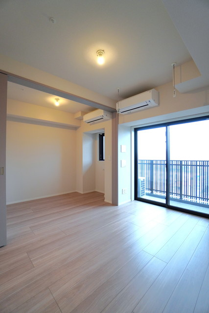 シーズンフラッツ大森北三丁目の居間・リビング|※写真は同タイプ住戸です。