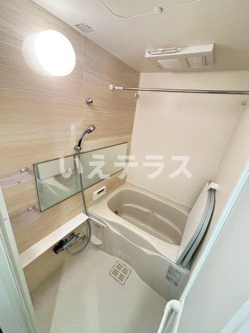 プレサンス神戸水木通ルミエスの浴室