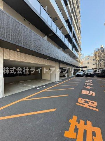 プレサンス神戸水木通ルミエスの駐車場