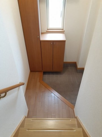 ジェルメ浅岸の玄関