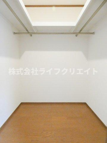 日野本町1丁目戸建の内装