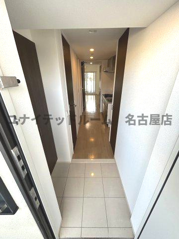 OKBアヴェニール菊井町の玄関