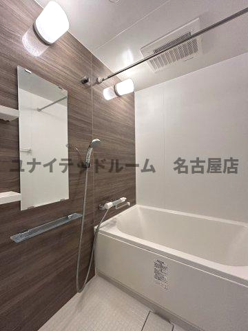 OKBアヴェニール菊井町の浴室