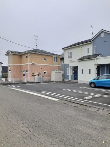 キャピタルＴ・Ｔ　Ａの駐車場