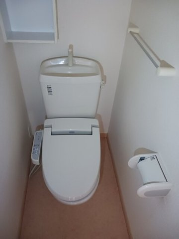 グローリーアカヒラのトイレ