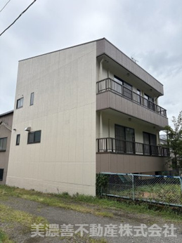 ６７２８３　郡上市八幡町島谷中古戸建の画像