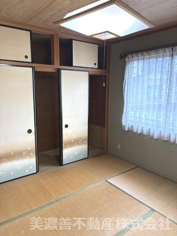 ６７２８３　郡上市八幡町島谷中古戸建の和室