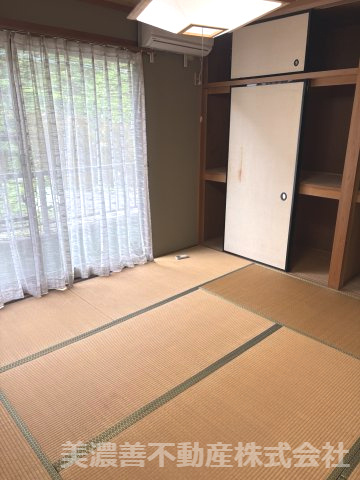 ６７２８３　郡上市八幡町島谷中古戸建の和室