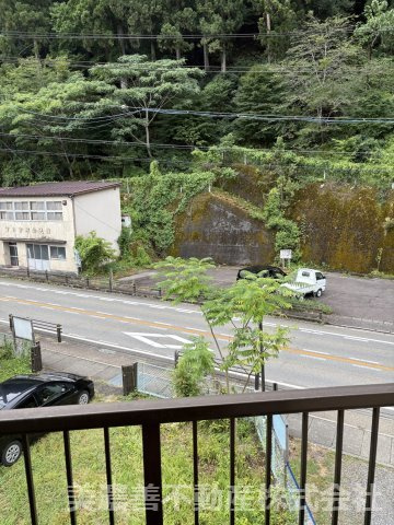 ６７２８３　郡上市八幡町島谷中古戸建の展望