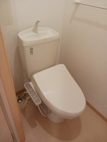 サニースクエアＡのトイレ|清潔感のあるトイレです