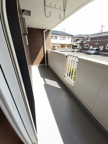 サニースクエアＡのバルコニー|バルコニー付きです