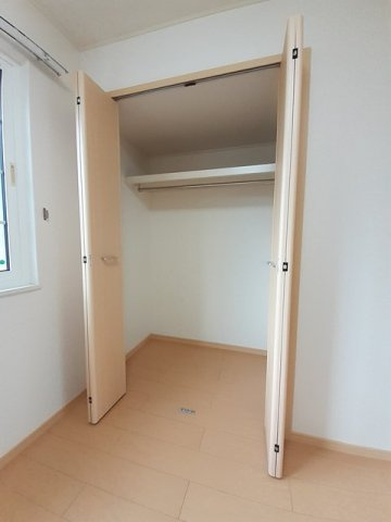 カリーノ・デフィーの収納|たっぷりとした収納スペースです