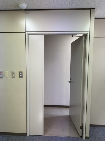 【玄関】 | 三共ビル
