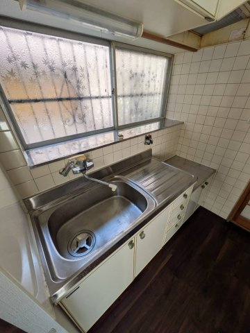 尼崎市蓬川町戸建のキッチン|お料理しやすいキッチンです