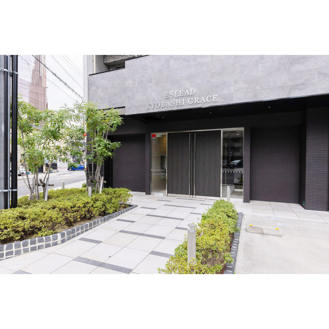 エスリード京橋グレイスのエントランス|建物の内部です