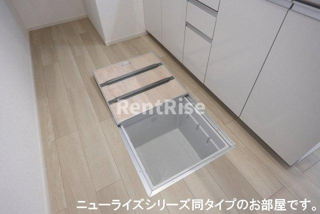 クレストコート瀬部　Ｂの収納