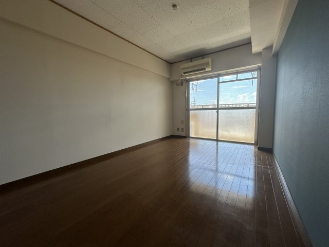 アネックス安井の洋室|ゆったりした洋室です
