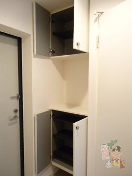 Ｍａｐｌｅ　Ｃｏｕｒｔ　壱番館の収納|シューズボックス