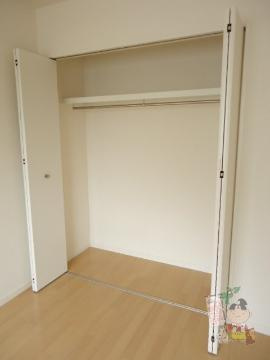 Ｍａｐｌｅ　Ｃｏｕｒｔ　壱番館の収納|クローゼット