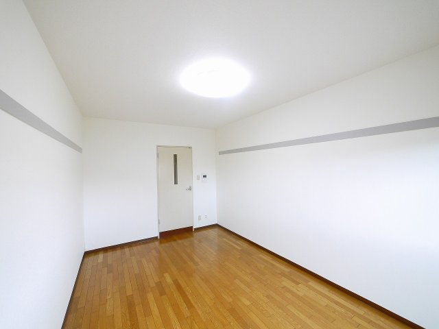 LakiaMaison木津川の居間・リビング